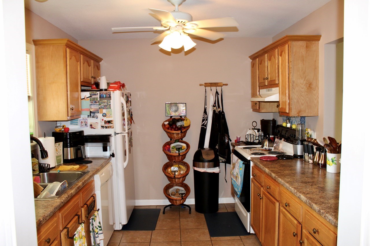 note: interior photos are from adjacent duplex listing