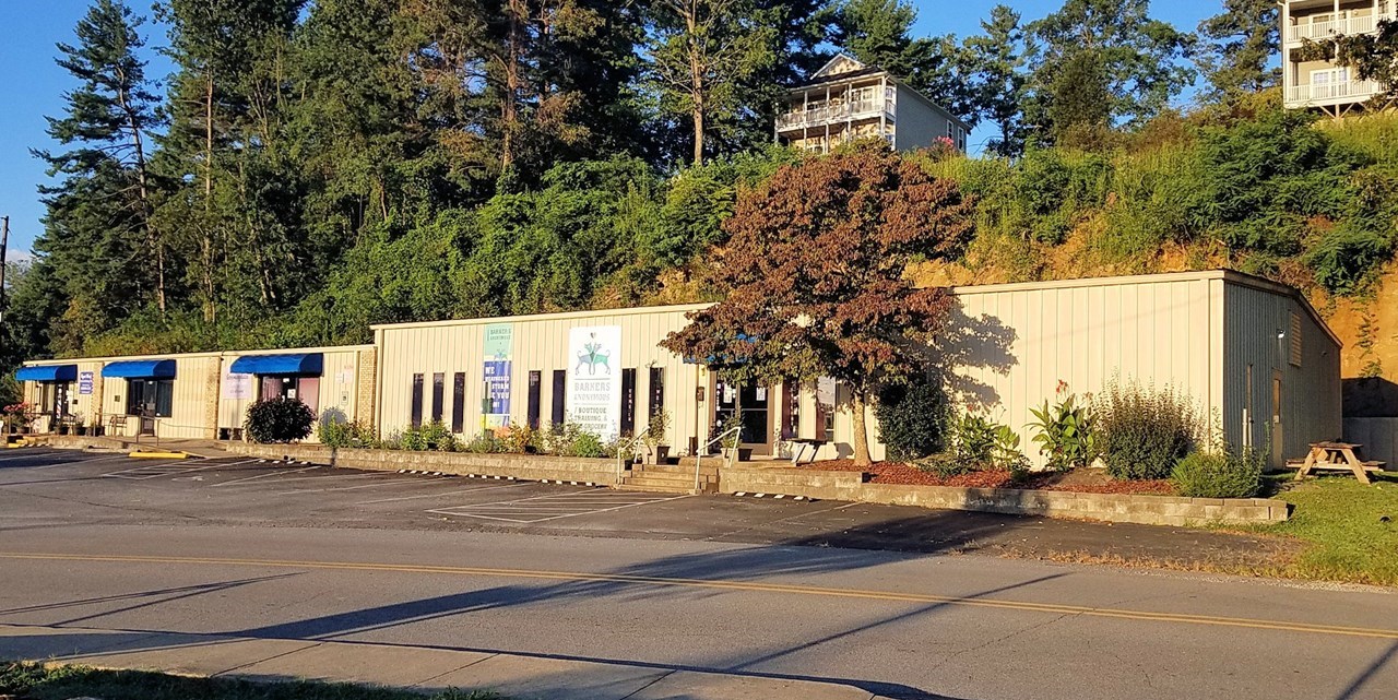 401 Kanuga Road
